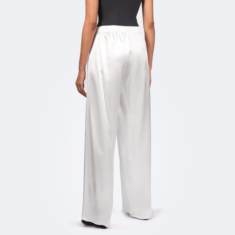 Studio Essential - Lounge Pant - Snow